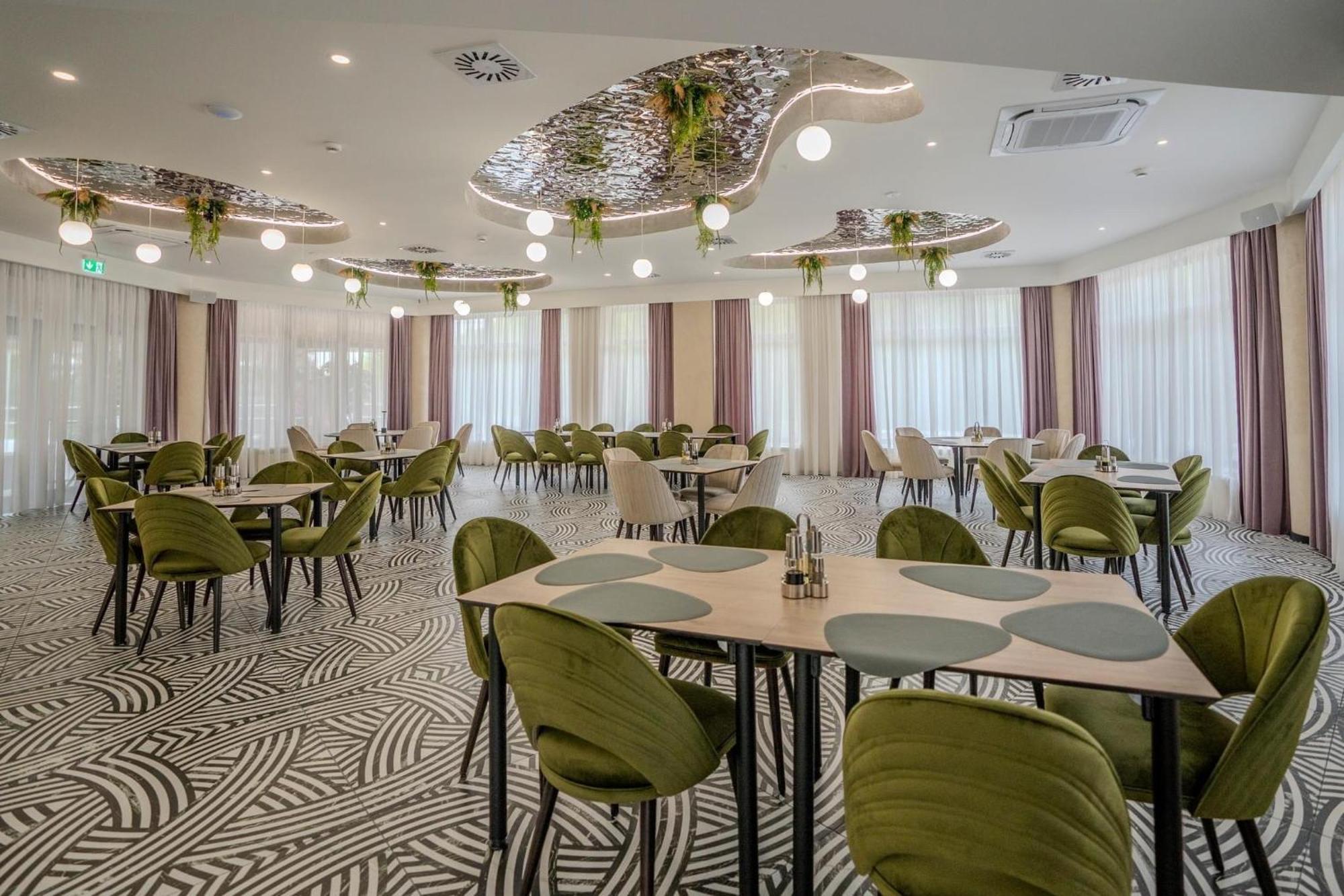 Hotel Emi Mihail Kogălniceanu Zewnętrze zdjęcie